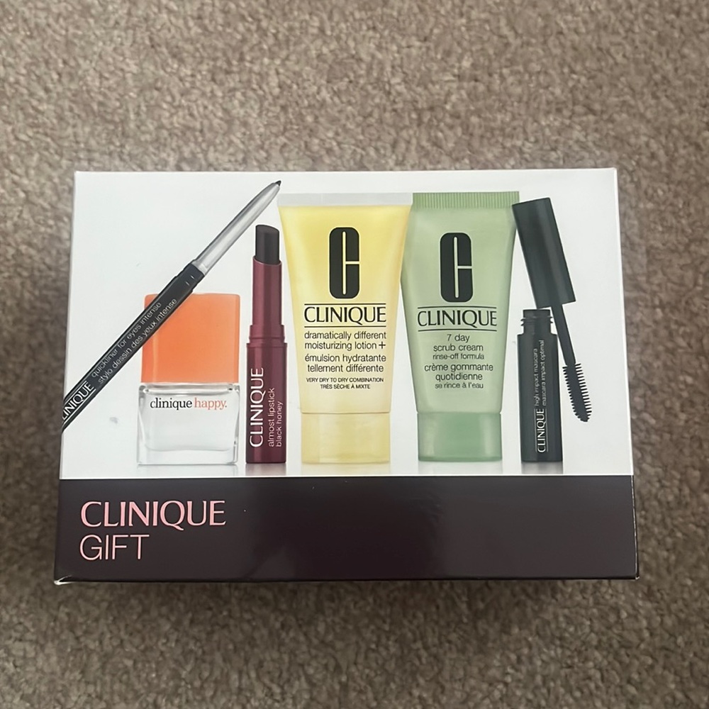 Clinique 6 Piece Set
